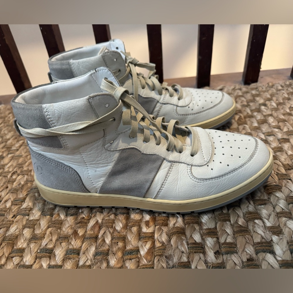 Collegium high top classic sneakers